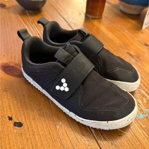 Vivo Barefoot Kids Shoes in Black and White